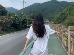 -梦娜斯庄园