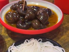 -老闵田螺馆·南昌特色小炒(梦时代店)