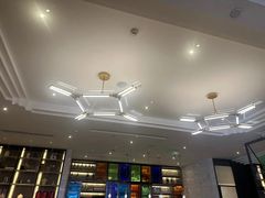 -港丽餐厅(高德置地店)