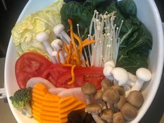 -享月汤皇·海鲜小火锅·聚会(曲江创意谷店)