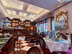 -秘密旅行Bonjour(黑金冠 江南西店)