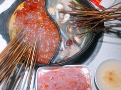 -钢管厂五区小郡肝串串香(奥克斯广场锦城万达店)
