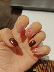 -小鸭梨影院式美甲