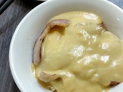 猪颈肉芝士捞公仔面-新记餐厅(香槟大厦店)