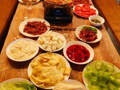 -玩坞轰趴馆·户外团建聚会主题生日派对馆(世豪广场店)