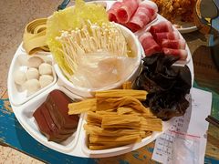 -鸡遇虾煲干锅火锅(小寨金莎店)