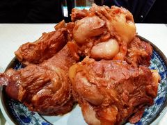 酱骨棒-东北哈尔滨酱骨头馆房掌柜铁锅炖