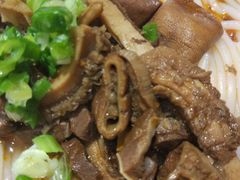 -霸蛮湖南菜·牛肉粉(荣京西街店)