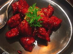 红酒泡沫牛肉粒-荟廷·晶萃(陆家嘴尚悦湾店)