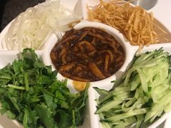 京酱肉丝-北院·果木烤鸭·25年东北菜(创意产业园店)