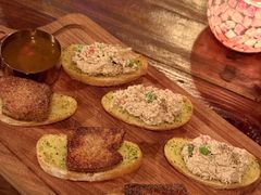 -SISTERS BAR RESTAURANT川意酒馆(嘉善老市H楼店)