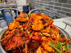 -凤凰路何眼镜香辣蟹(花果园店)