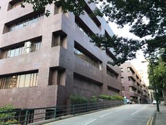 -香港大学