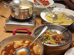 -爱碗亭·鲜炒湖南菜(壹城中心店)