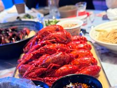 -肥肥虾庄·金牌油焖大虾(杨园滨江时代walk店)