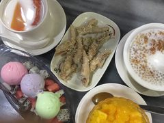 -黄师奶甜品店