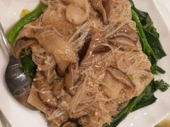 -半岛海鲜酒家