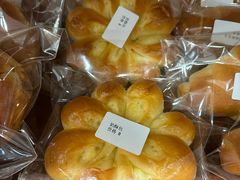 -雀食面包店(钟楼店)