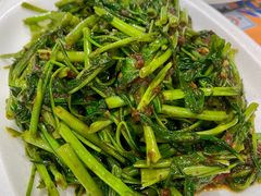 -纽顿熟食中心