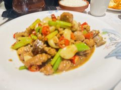 -鄱阳湖·江西小炒·瓦罐煨汤(五道口店)
