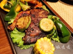 -山港凯悦酒店·BEBA海滩烧烤餐厅酒吧