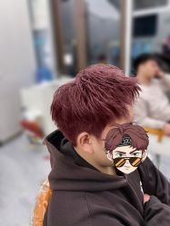 -豪斯塔美发连锁