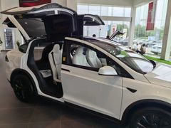 -TESLA 特斯拉(北京南四环中路特斯拉中心)