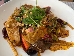 -拿渡·水煮鱼麻辣香锅(王府井奥莱·香江小镇店)