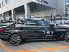 -北京宝诚宝马4S店
