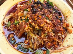 -拈签一笑黄牛肉辣卤串串