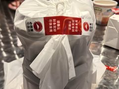 -必胜客(尹山湖歌林公园店)