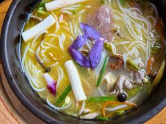 -桥香园过桥米线(国贸店)