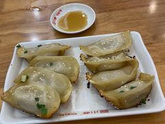 -小姜锅贴(凤凰街店)