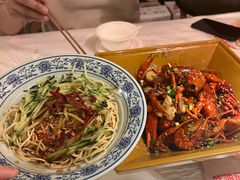 -霄汉牛三鲜湖北砂锅菜(万松园2店)