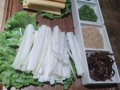 -魁盛居百年鲁菜馆(县西巷店)