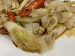 -新天明砂锅鱼头煲