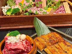 -山川小町·极番烧肉(新地假日广场店)