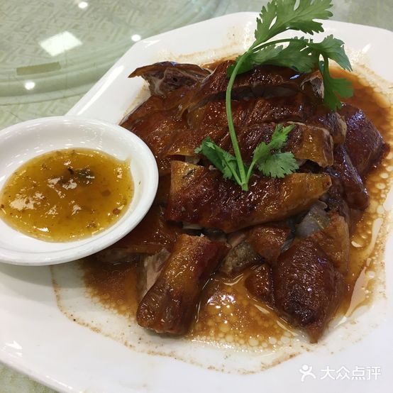 聚溢轩海鲜馆(思始店)