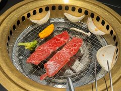 -山川小町·极番烧肉(新地假日广场店)