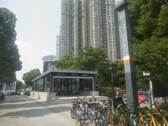 -螃蟹岬(地铁站)