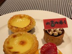 -广州万富希尔顿酒店·感趣自助餐厅·金秋蟹宴生蚝海鲜刺身