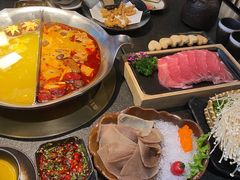 -湊湊火锅·茶憩(杭州湖滨银泰in77店)