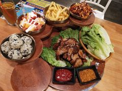 -肥肥虾庄·金牌油焖大虾(杨园滨江时代walk店)