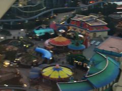 -七彩云南欢乐世界