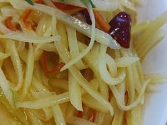 凉拌土豆丝-八珍饺子家常菜(樱花东街店)