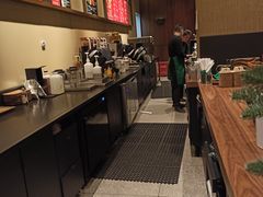 自助取餐区-星巴克(深圳欢乐颂店)