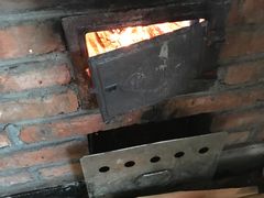 -粘豆包柴火铁锅炖