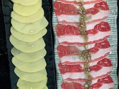 -臻牛烤肉