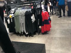 -PUMA品牌自营折扣店(武汉永旺梦乐城店)