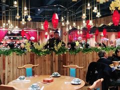 大堂-老滇山寨•云南特色菜•地方菜•民族风情歌舞表演(金碧店)